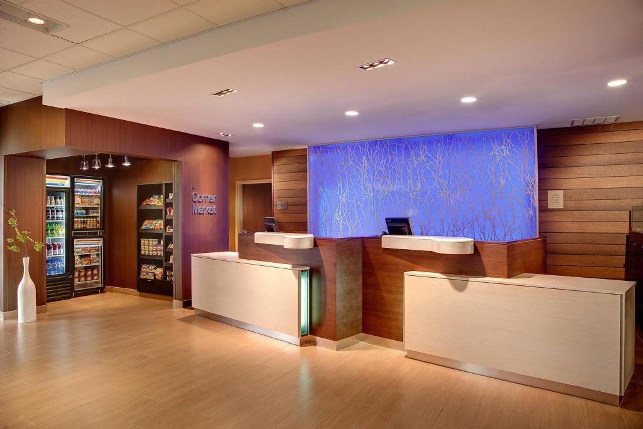 Fairfield Inn & Suites By Marriott Detroit Canton Exterior photo